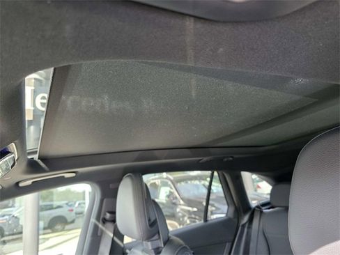 Certified 2025 Mercedes-Benz GLC 300 image 12