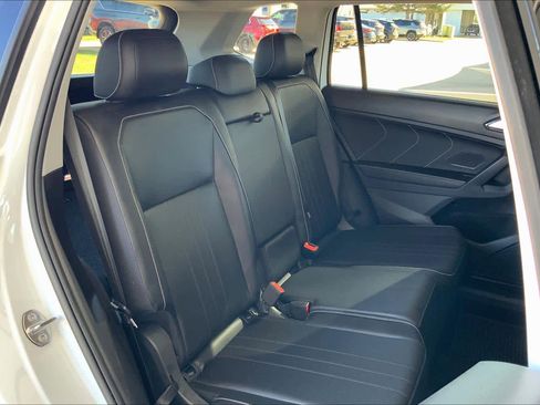 Used 2024 Volkswagen Tiguan Wolfsburg Edition image 25