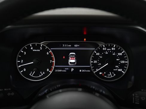 Used 2023 Nissan Rogue SV w/ SV Premium Package image 27