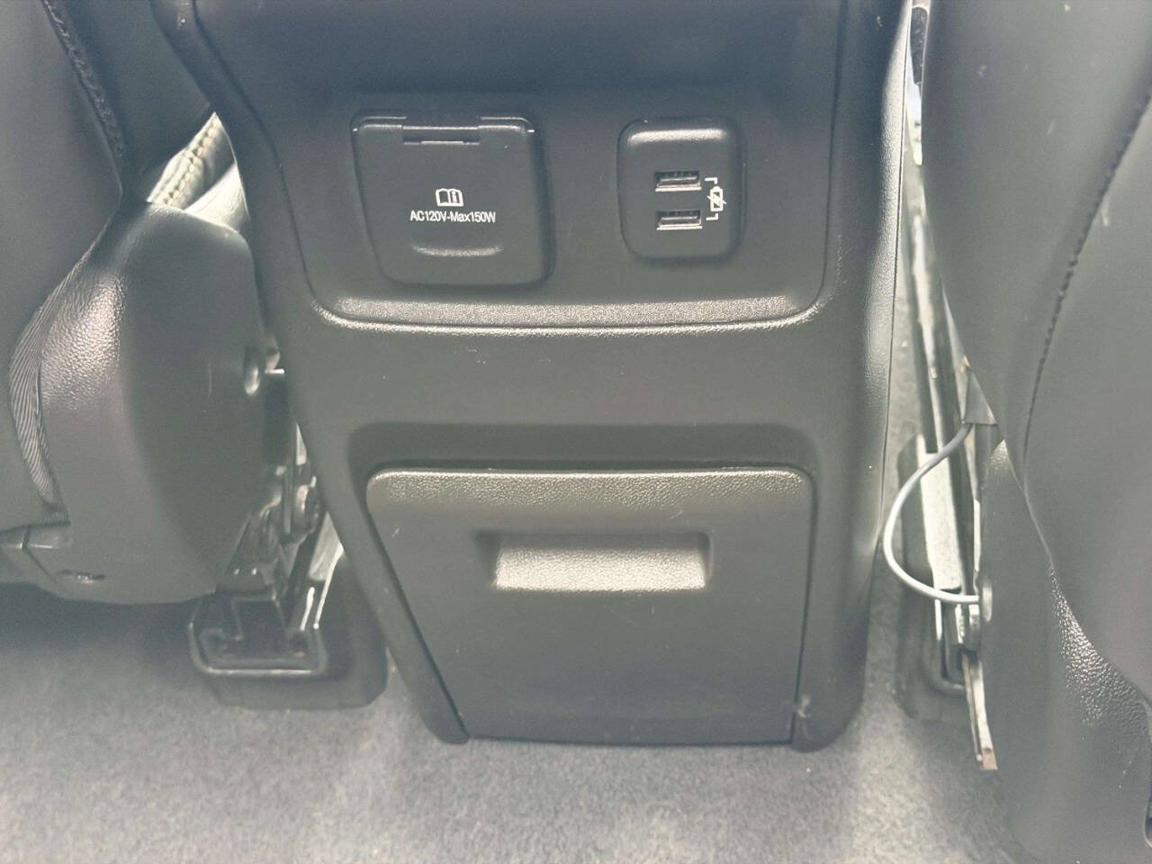 Used 2018 GMC Acadia SLT AWD/4WD image 25