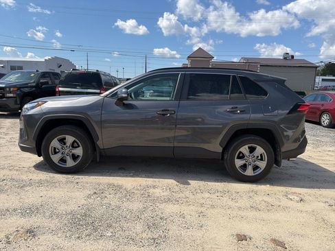 Used 2024 Toyota RAV4 XLE w/ Convenience Package image 2