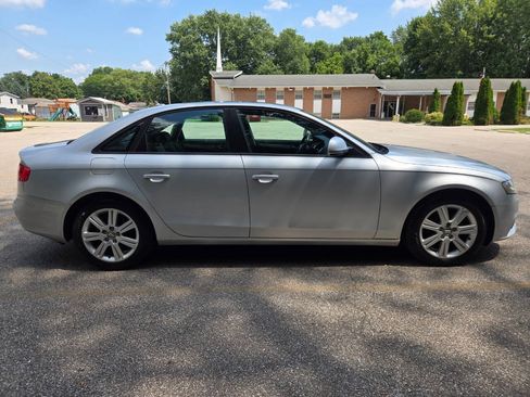 Used 2009 Audi A4 2.0T Premium FWD image 12
