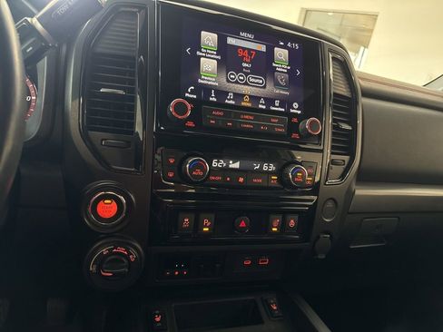 Used 2021 Nissan Titan PRO-4X w/ Pro-4x Convenience Package image 12