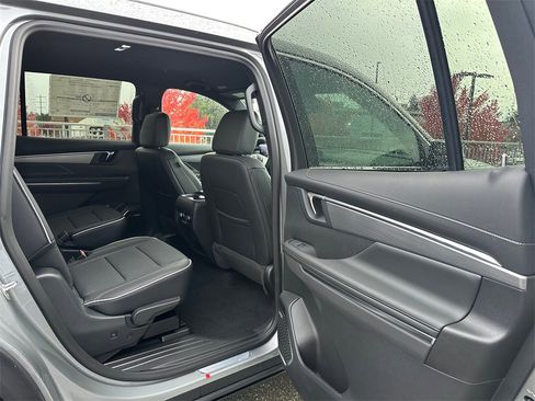 New 2026 Buick Enclave Preferred w/ Power Package image 13