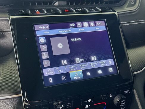 Used 2023 Jeep Grand Cherokee L Laredo image 29