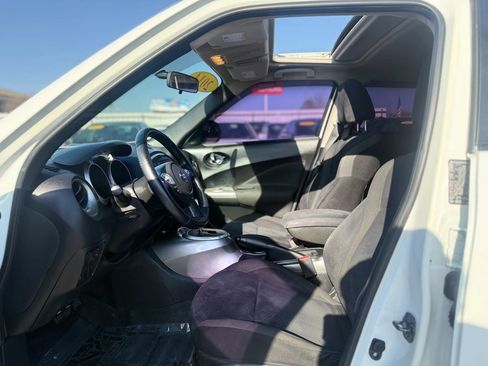 Used 2014 Nissan Juke SV w/ Navigation Package image 28
