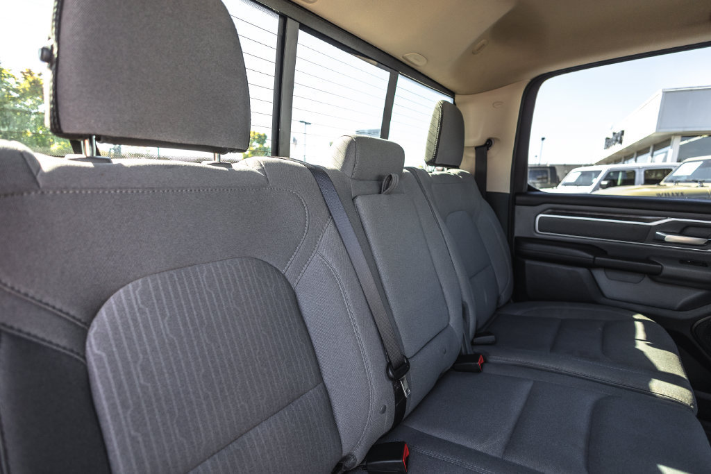Used 2020 RAM 1500 Big Horn AWD/4WD image 31