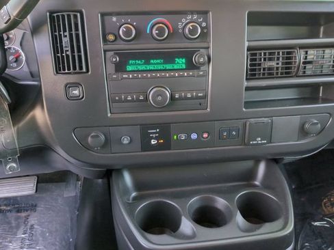 Used 2024 Chevrolet Express 3500 LT w/ LT Preferred Equipment Group RWD image 17