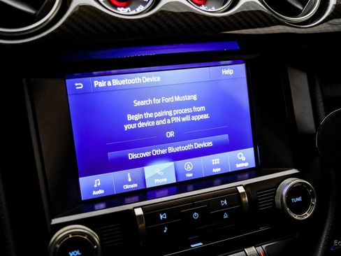 Used 2021 Ford Mustang Shelby GT500 w/ Carbon Fiber Track Pack image 72