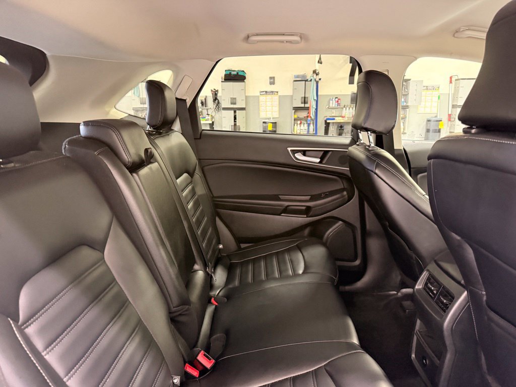 Used 2024 Ford Edge SEL AWD/4WD image 26