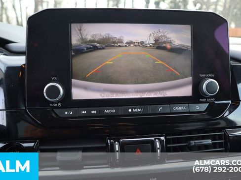 Used 2025 Nissan Pathfinder SV image 40