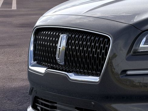 New 2023 Lincoln Nautilus Reserve w/ Equipment Group 202A AWD/4WD image 17