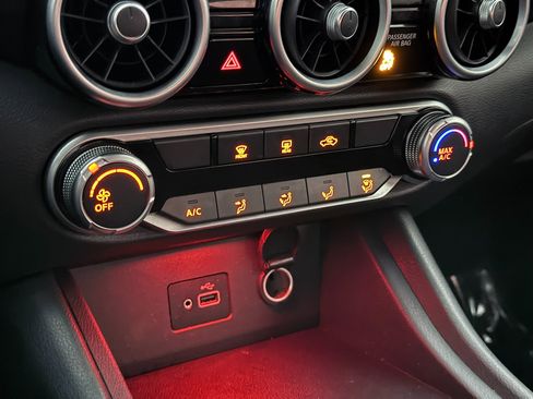 Used 2021 Nissan Sentra S image 34