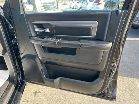 Used 2022 RAM 1500 Classic Warlock w/ Electronics Group image 10