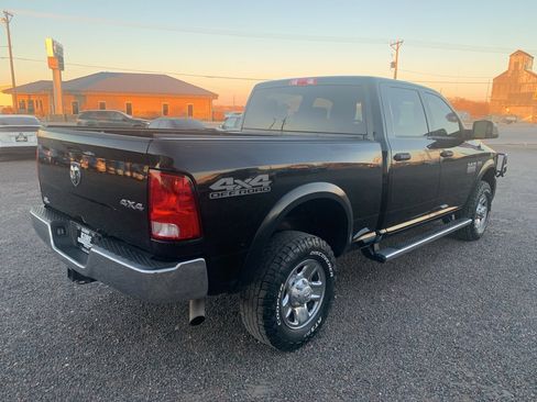 Used 2018 RAM 2500 Tradesman w/ Chrome Appearance Group image 5