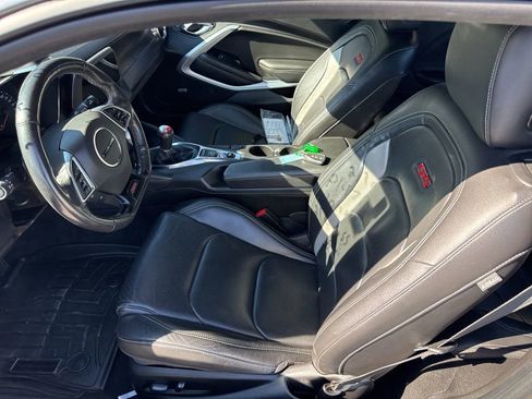 Used 2021 Chevrolet Camaro SS image 8