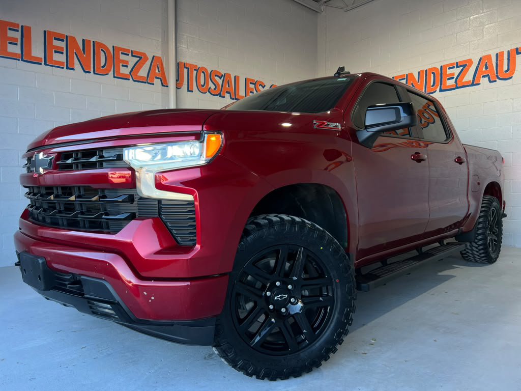 Used 2024 Chevrolet Silverado 1500 RST w/ Convenience Package II AWD/4WD image 1