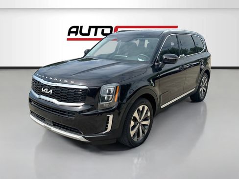 Used 2022 Kia Telluride EX w/ EX Premium Package FWD image 3
