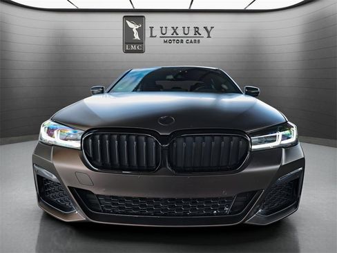 Used 2023 BMW 530i w/ M Sport Package image 8