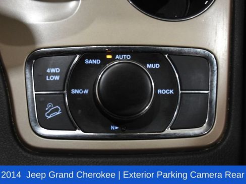 Used 2014 Jeep Grand Cherokee Limited w/ Mopar Chrome Edition Group AWD/4WD image 23