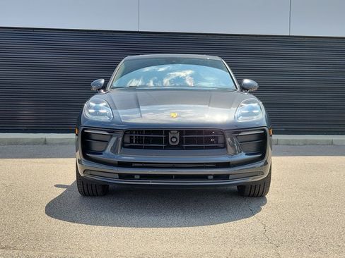 Certified 2026 Porsche Macan Turbo AWD/4WD image 10