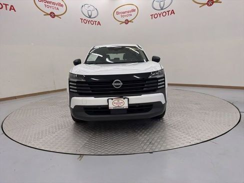 Used 2025 Nissan Kicks S FWD image 4