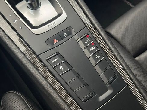 Used 2021 Porsche 718 Cayman image 71