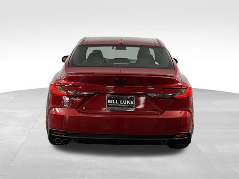 Used 2026 Toyota Camry SE FWD image 8