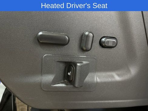 Used 2017 Ford Transit 150 XLT RWD image 4