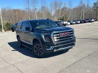 Certified 2025 GMC Yukon Elevation RWD video 2