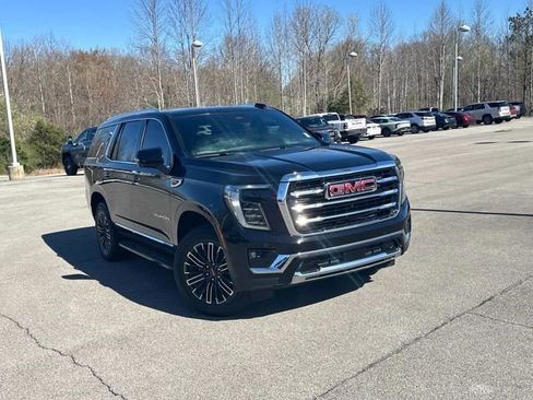 Certified 2025 GMC Yukon Elevation RWD image 2