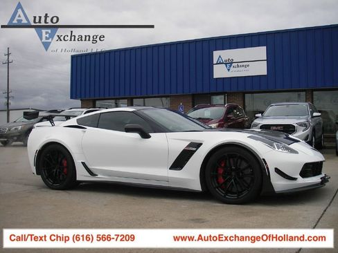 Used 2016 Chevrolet Corvette Z06 w/ 3LZ Preferred Equipment Group image 1