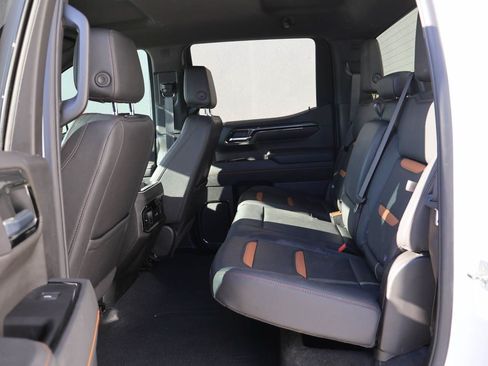 Used 2025 GMC Sierra 1500 AT4 AWD/4WD image 10