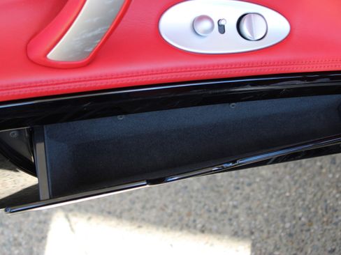 Used 2003 BMW Z8 image 23