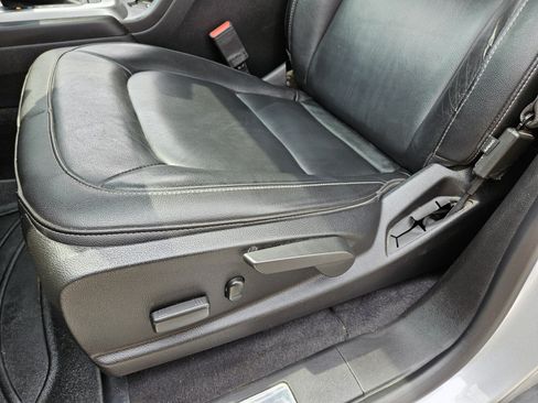 Used 2020 Chevrolet Colorado ZR2 AWD/4WD image 8