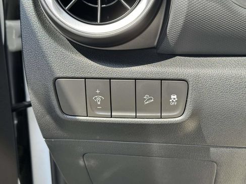 Used 2023 Hyundai Kona SEL AWD/4WD image 18