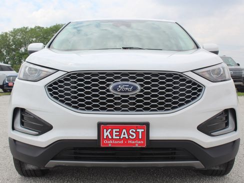 Used 2024 Ford Edge SEL image 2