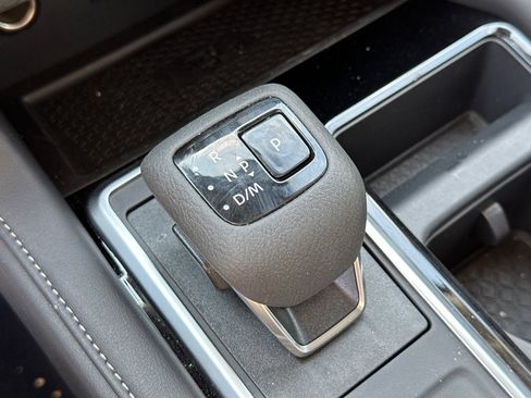 New 2025 Nissan Pathfinder SL w/ SL Premium Package image 35