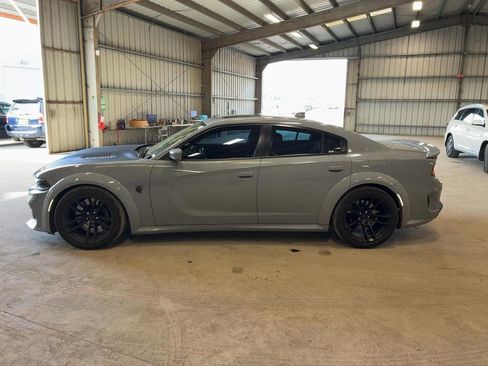 Used 2022 Dodge Charger SRT Hellcat w/ Harman/Kardon Audio Group image 4