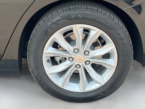 Used 2024 Chevrolet Malibu LT FWD image 30