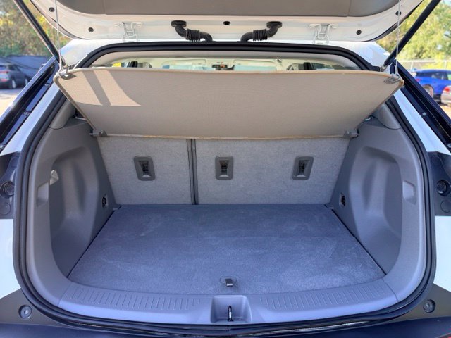 Used 2023 Chevrolet Bolt EUV Premier w/ Sun & Sound Package FWD image 28