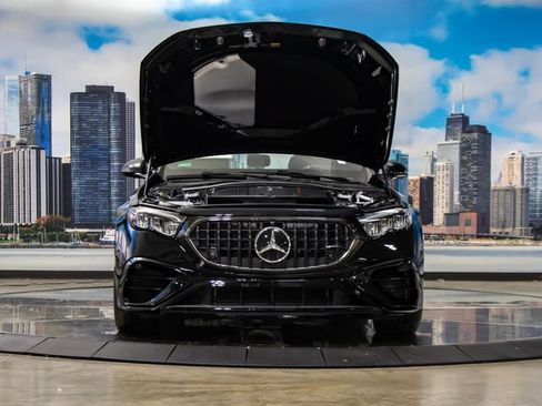 New 2026 Mercedes-Benz E 53 AMG e 4MATIC Wagon image 4