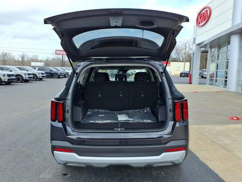 New 2026 Kia Sorento LX image 10