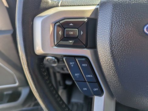 Used 2021 Ford F250 Lariat AWD/4WD image 16