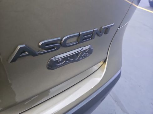 Used 2023 Subaru Ascent Onyx Edition image 4