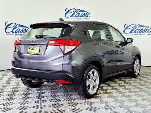 Used 2016 Honda HR-V LX image 6