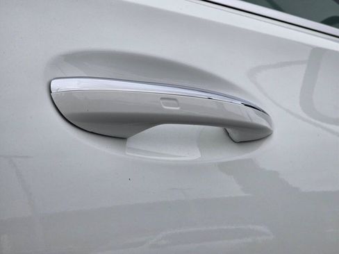 Used 2024 Mercedes-Benz C 300 4MATIC Sedan image 29