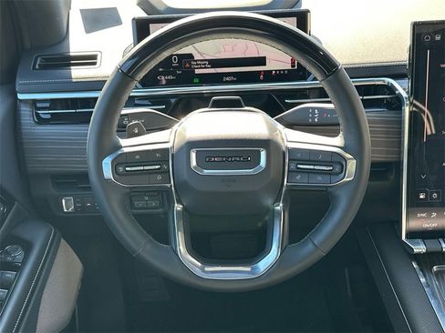 New 2025 GMC Sierra EV Denali image 25