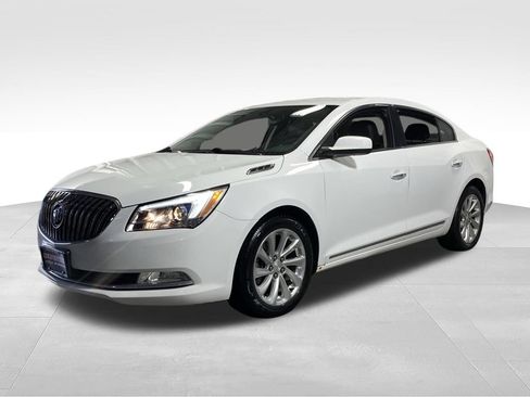 Used 2016 Buick LaCrosse FWD image 4
