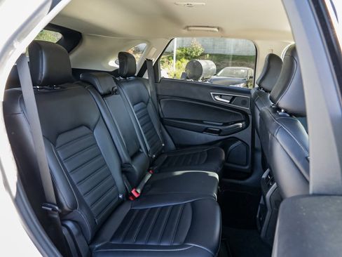 Used 2024 Ford Edge SEL image 21